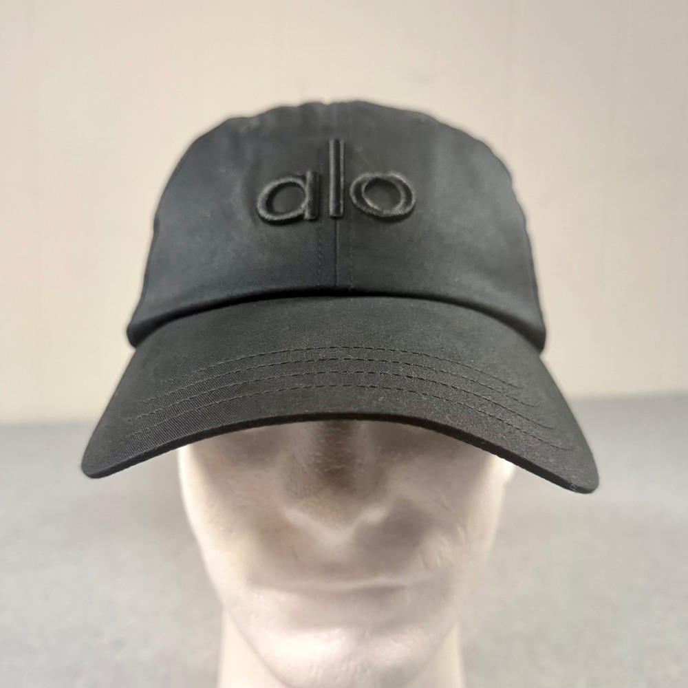 Alo Yoga Off-Duty Cap Black Embroidered Logo Adjustable Baseball Hat One Size